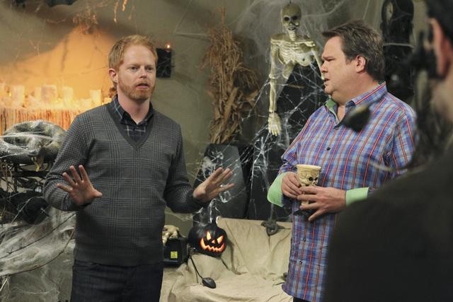 Still of Jesse Tyler Ferguson and Eric Stonestreet in Moderni seima (2009)