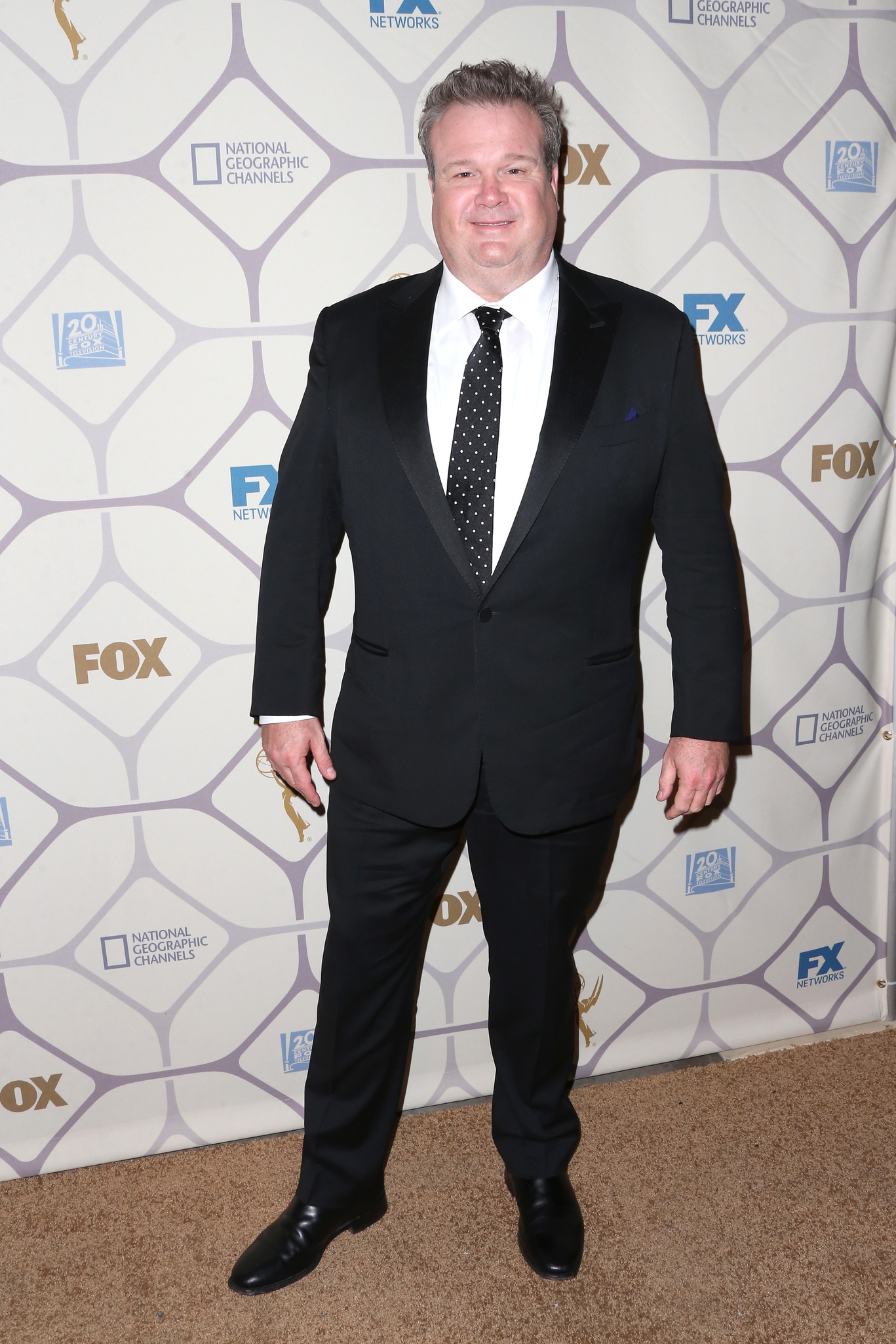 Eric Stonestreet at event of The 67th Primetime Emmy Awards (2015)
