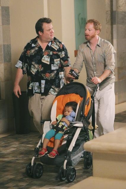 Still of Eric Stonestreet and Jesse Tyler in Moderni seima (2009)