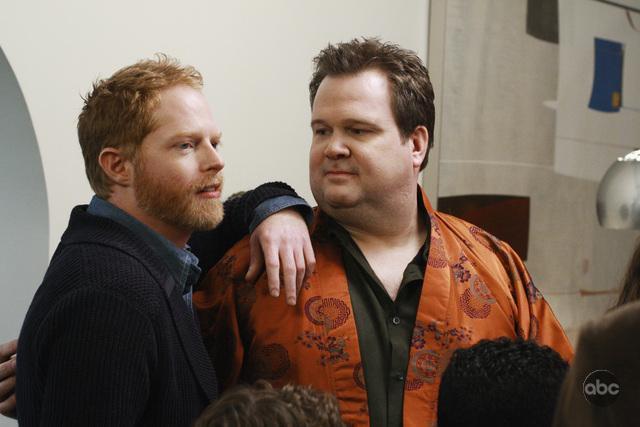 Still of Jesse Tyler Ferguson and Eric Stonestreet in Moderni seima (2009)