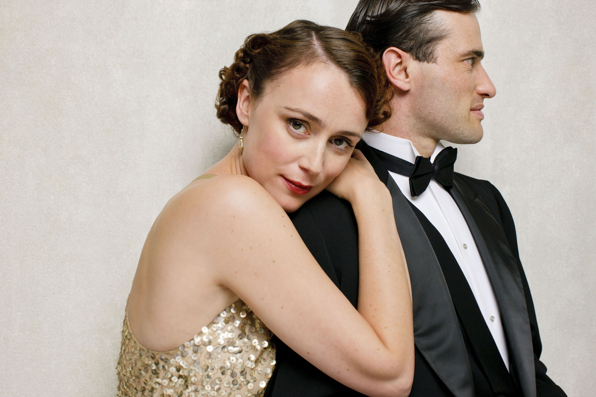 Still of Keeley Hawes and Ed Stoppard in Upstairs Downstairs (2010)