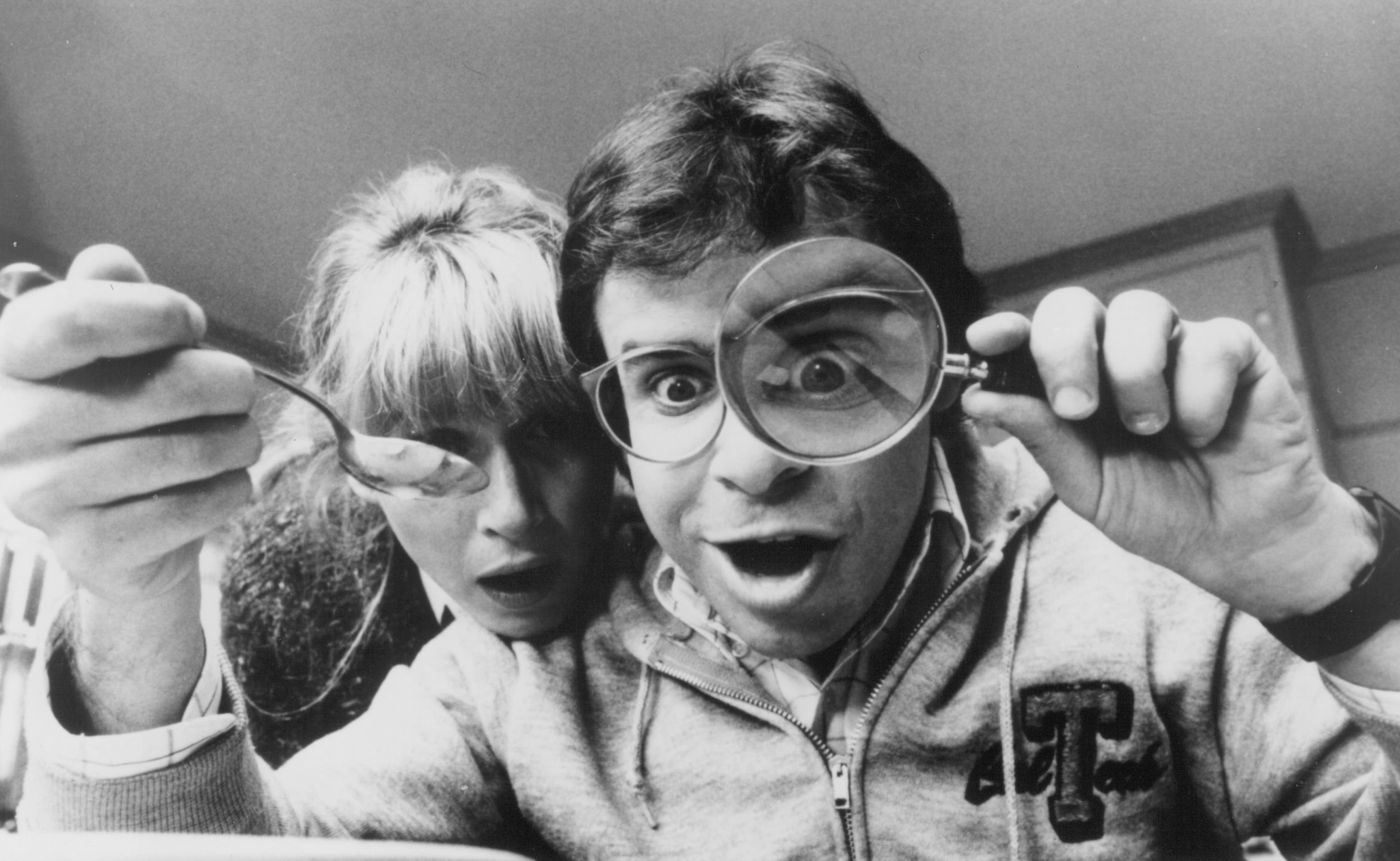 Still of Rick Moranis and Marcia Strassman in Honey, I Shrunk the Kids (1989)