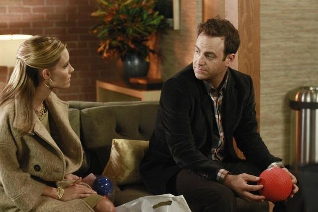 Still of Paul Adelstein and KaDee Strickland in Private Practice (2007)