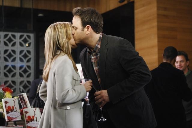 Still of Paul Adelstein and KaDee Strickland in Private Practice (2007)