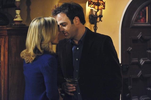 Still of Paul Adelstein and KaDee Strickland in Private Practice (2007)