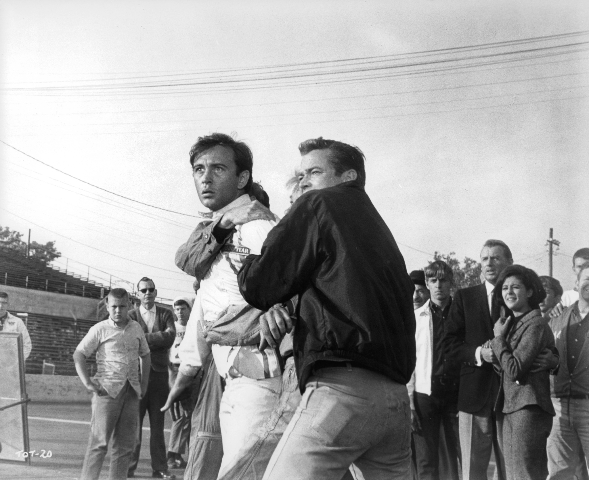 Still of Tommy Kirk and Ray Stricklyn in Track of Thunder (1967)