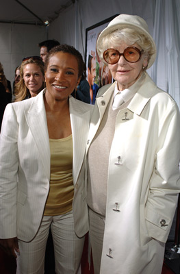 Elaine Stritch and Wanda Sykes at event of Ne anyta, o monstras (2005)