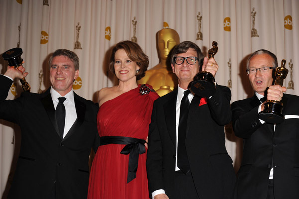 Sigourney Weaver, Kim Sinclair and Robert Stromberg at event of The 82nd Annual Academy Awards (2010)