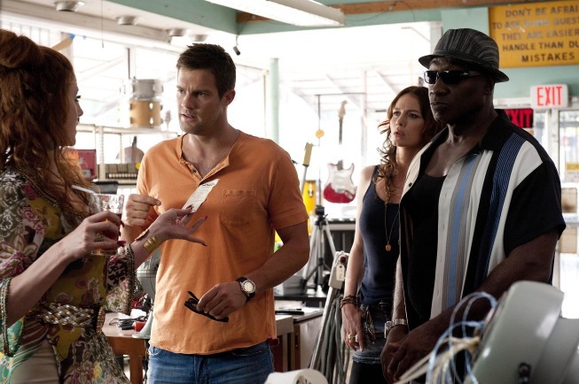 Still of Michael Clarke Duncan, Saffron Burrows and Geoff Stults in Kaulai (2005)