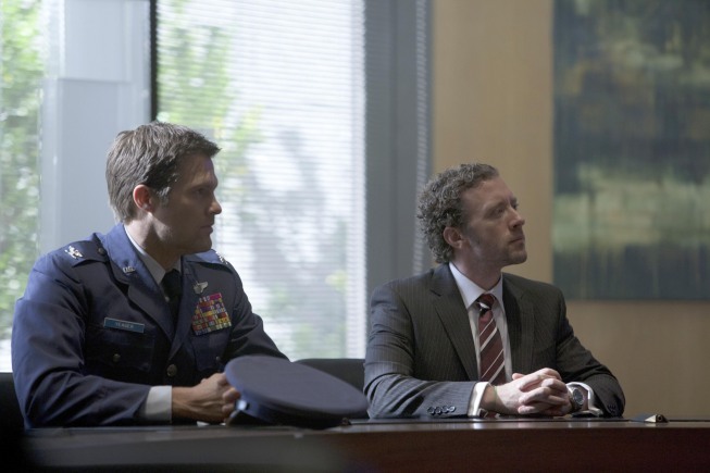 Still of Geoff Stults and T.J. Thyne in The Finder (2012)