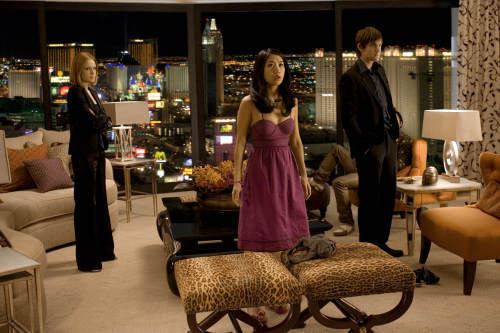 Still of Kate Bosworth, Liza Lapira and Jim Sturgess in 21 (2008)