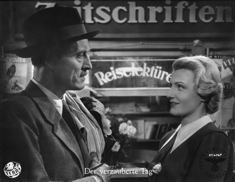 Still of Winnie Markus and Hans Stüwe in Der verzauberte Tag (1944)