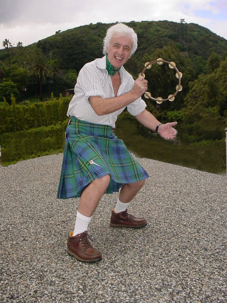 Chris Sullivan prepares for the stage show 'A Bit of Irish' for St. Patrick's Day 2005.
