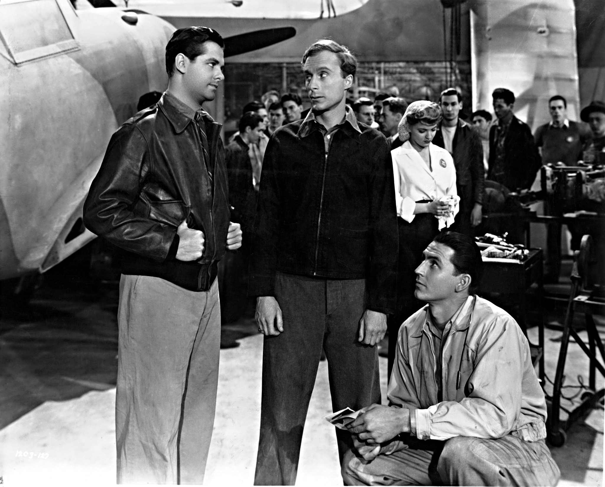 Still of Robert Cummings, Norman Lloyd and Virgil Summers in Saboteur (1942)