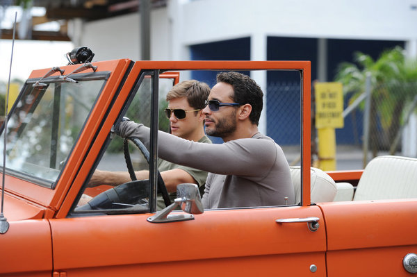 Still of Daniel Sunjata and Aaron Tveit in Graceland (2013)