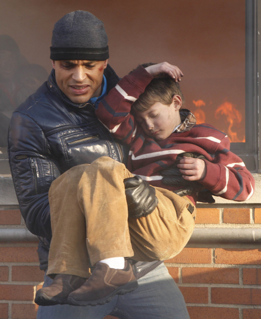 Still of Daniel Sunjata in Rescue Me (2004)