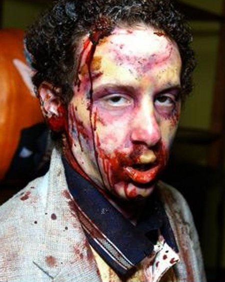 Josh Sussman on publicity tour for the Dawn of the Dead DVD.