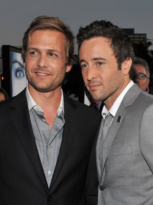 Gabriel Macht and Alex O'Loughlin at event of Baltoji puga (2009)