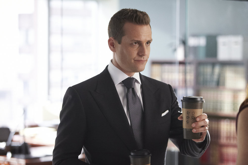 Still of Gabriel Macht and Ian Watson in Suits (2011)