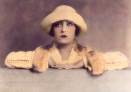 Gloria Swanson circa 1926