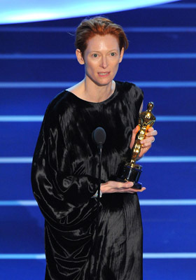 Tilda Swinton at event of The 80th Annual Academy Awards (2008)