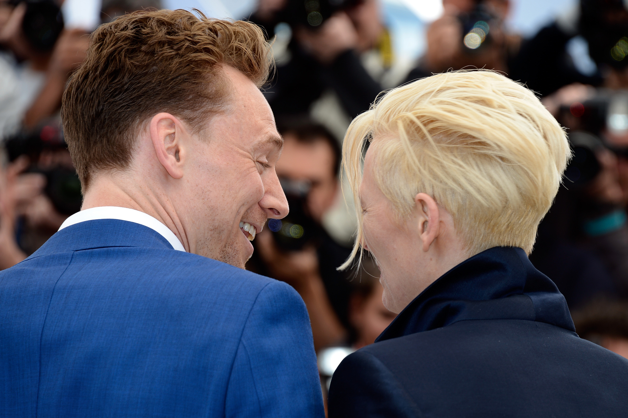 Tilda Swinton and Tom Hiddleston at event of Isgyvena tik mylintys (2013)