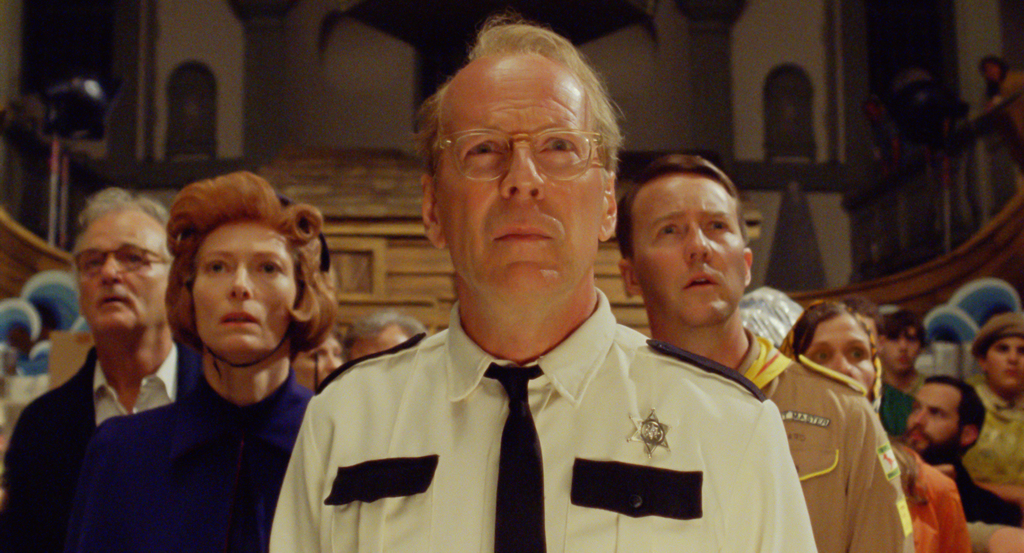 Still of Bill Murray, Bruce Willis, Frances McDormand, Edward Norton and Tilda Swinton in Menesienos karalyste (2012)