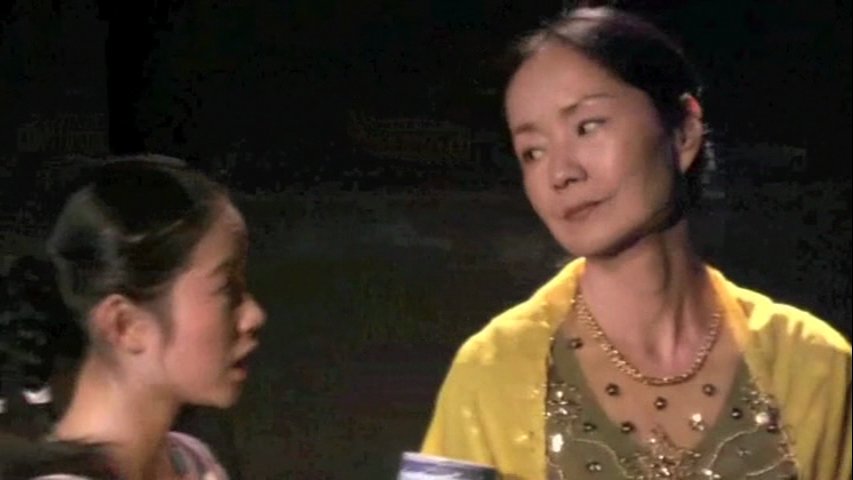 Still of Mariko Takai as Mother in Heaven with Lin Ying in 