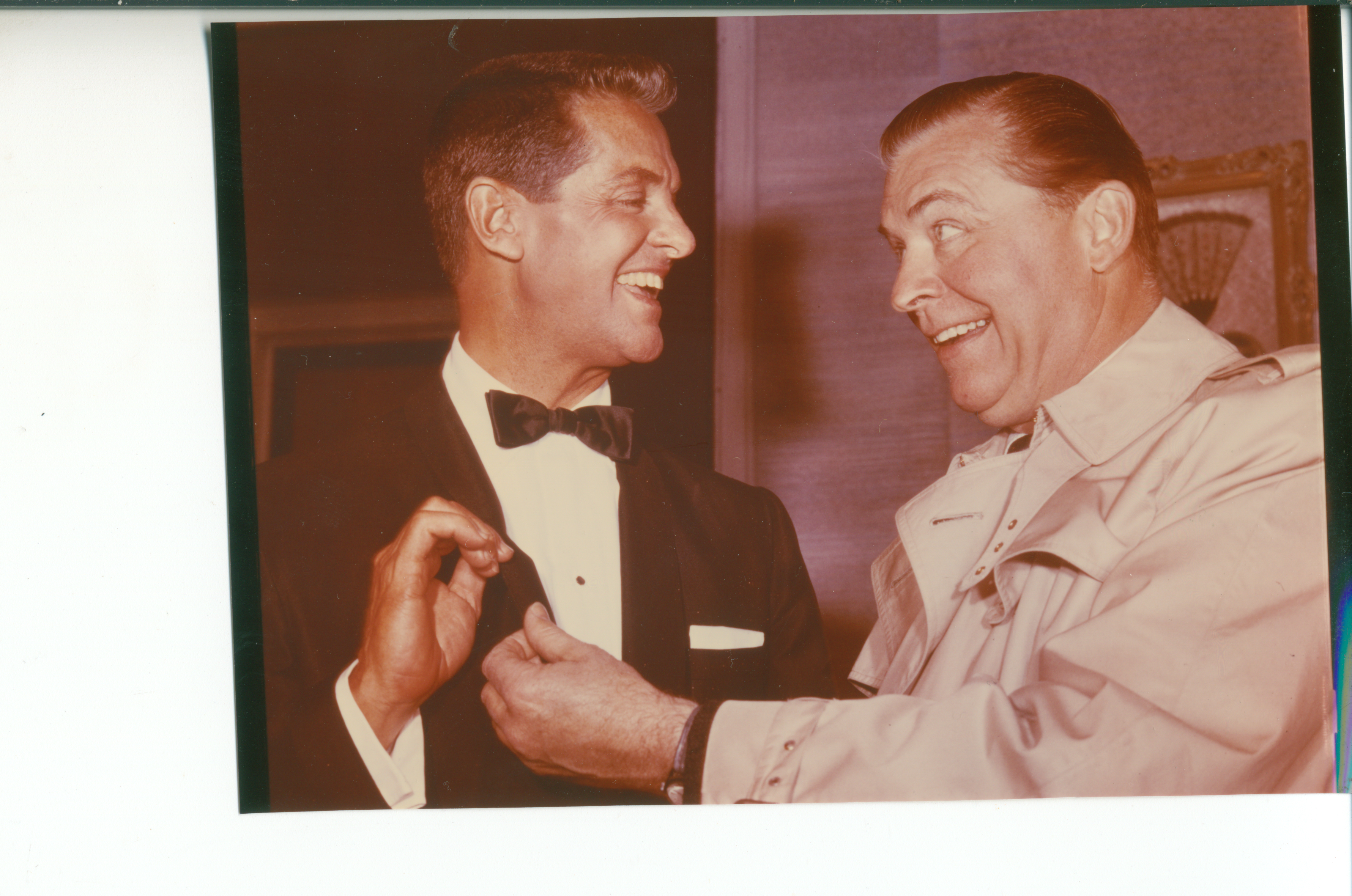 Robert Cummings (left) and Lyle Talbot (right) on 