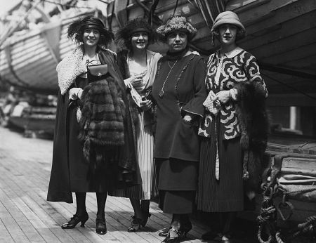 Norma Talmadge, Constance Talmadge, Natalie Talmadge, Peg Talmadge, Photo By Paul Thompson, 1920, **I.V.