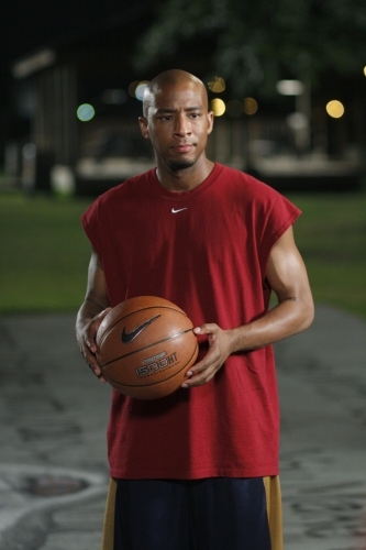 Still of Antwon Tanner in One Tree Hill (2003)