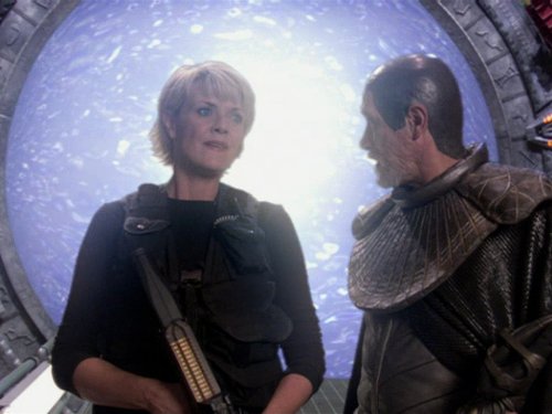 Still of Tony Amendola and Amanda Tapping in Stargate SG-1 (1997)