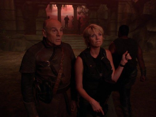 Still of Carmen Argenziano and Amanda Tapping in Stargate SG-1 (1997)