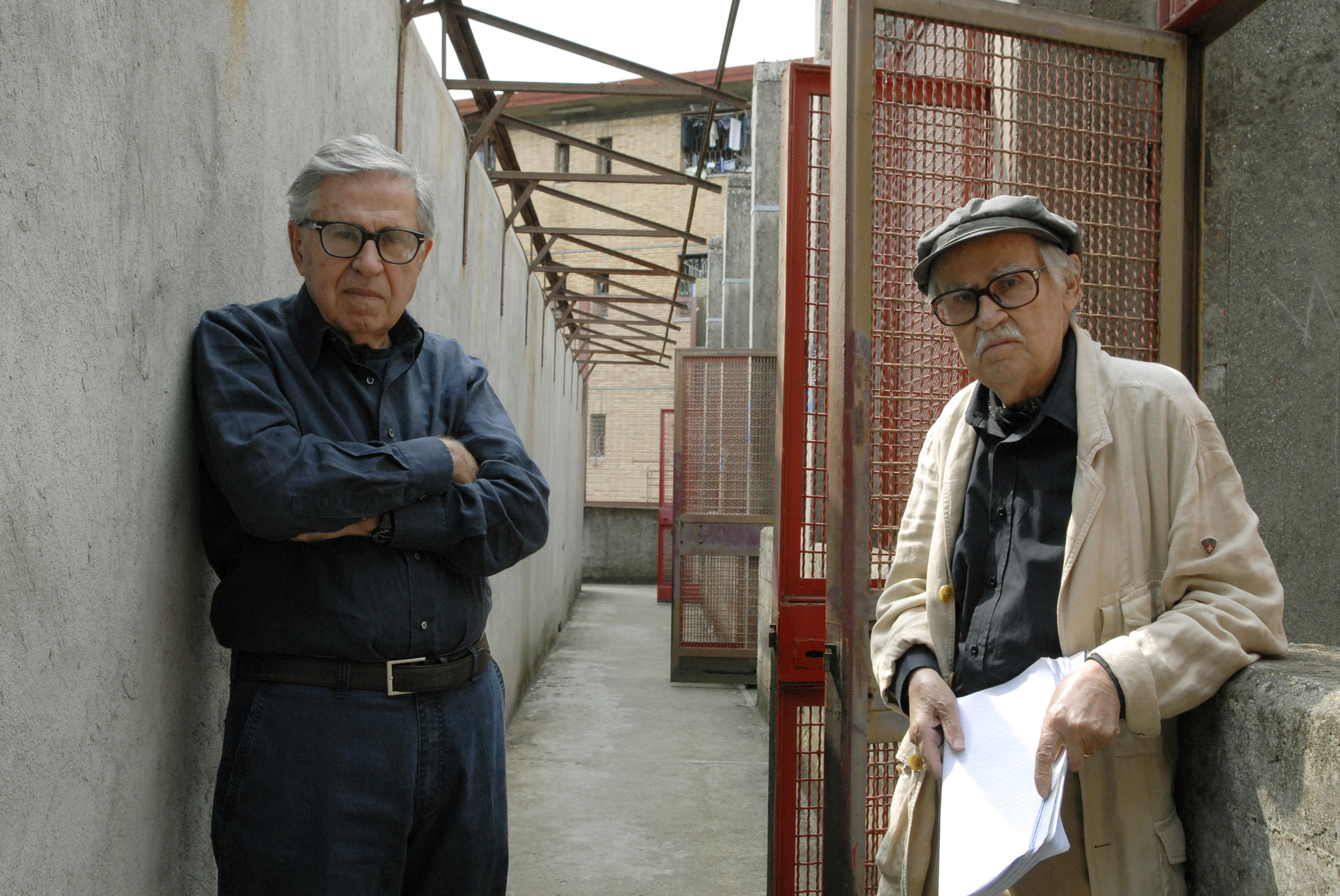 Still of Paolo Taviani and Vittorio Taviani in Cesare deve morire (2012)