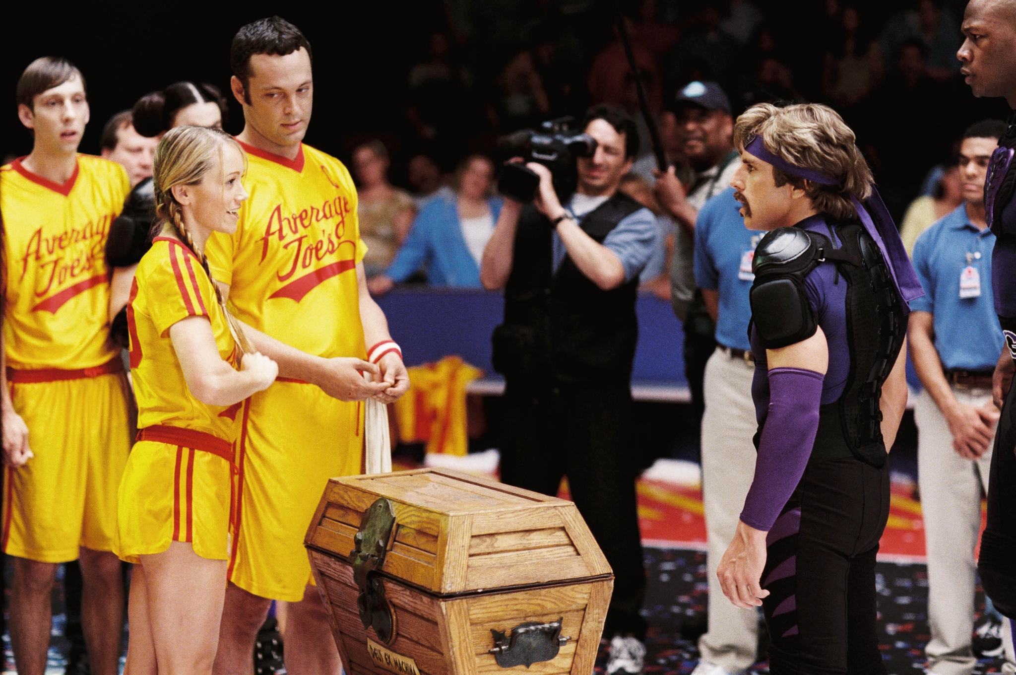 Still of Vince Vaughn, Ben Stiller, Joel David Moore and Christine Taylor in Dodgeball: A True Underdog Story (2004)