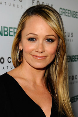 Christine Taylor at event of Greenberg (2010)