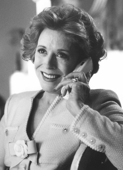 Still of Holland Taylor in One Fine Day (1996)