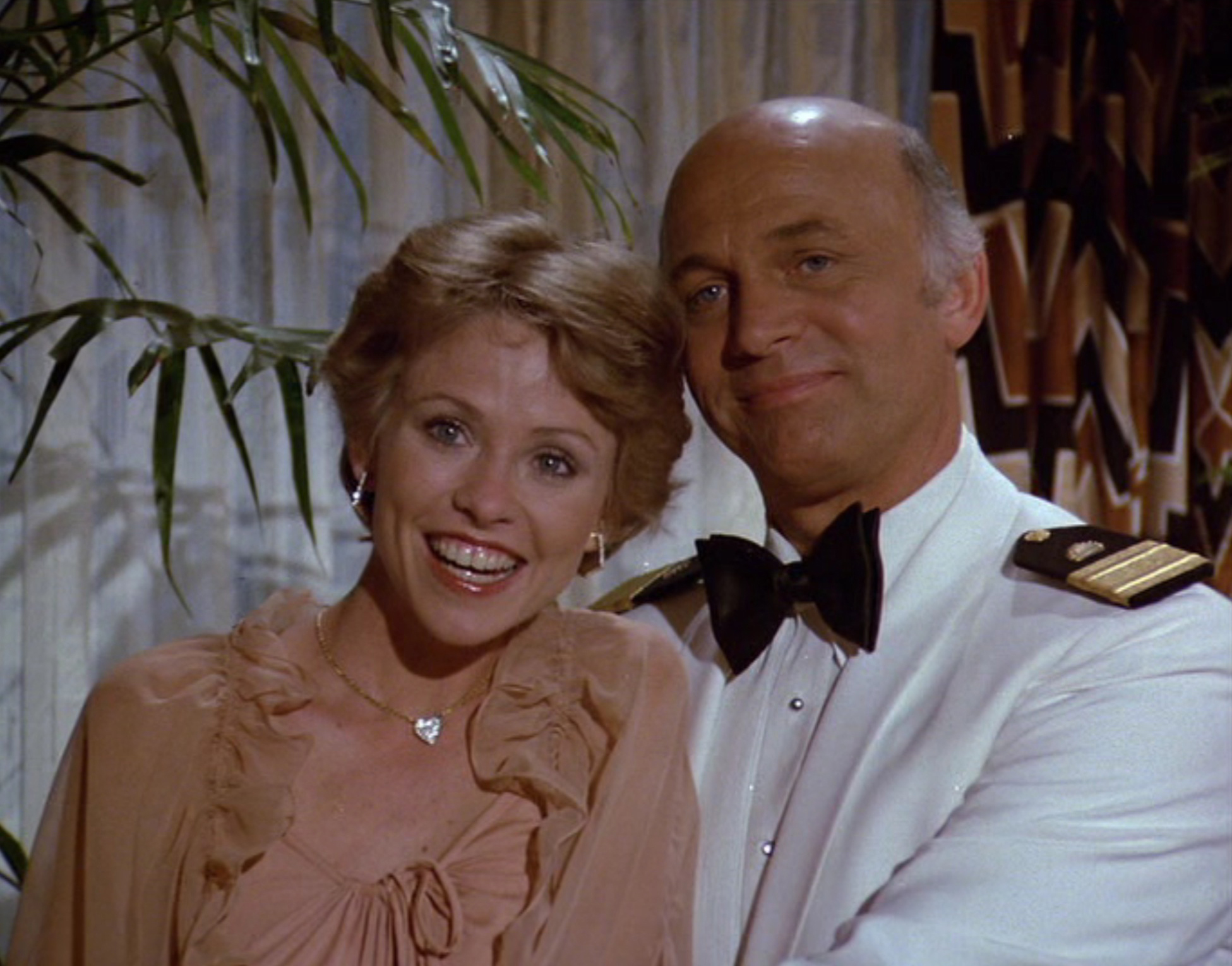 Still of Gavin MacLeod and Lauren Tewes in The Love Boat (1977)