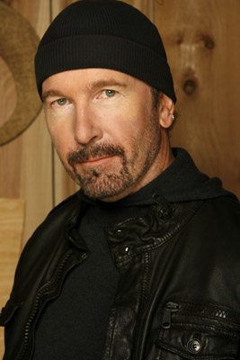 The Edge at event of Leonard Cohen: I'm Your Man (2005)