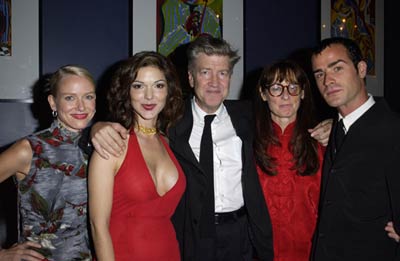 David Lynch, Laura Harring, Mary Sweeney, Justin Theroux and Naomi Watts at event of Mulholland Dr. (2001)