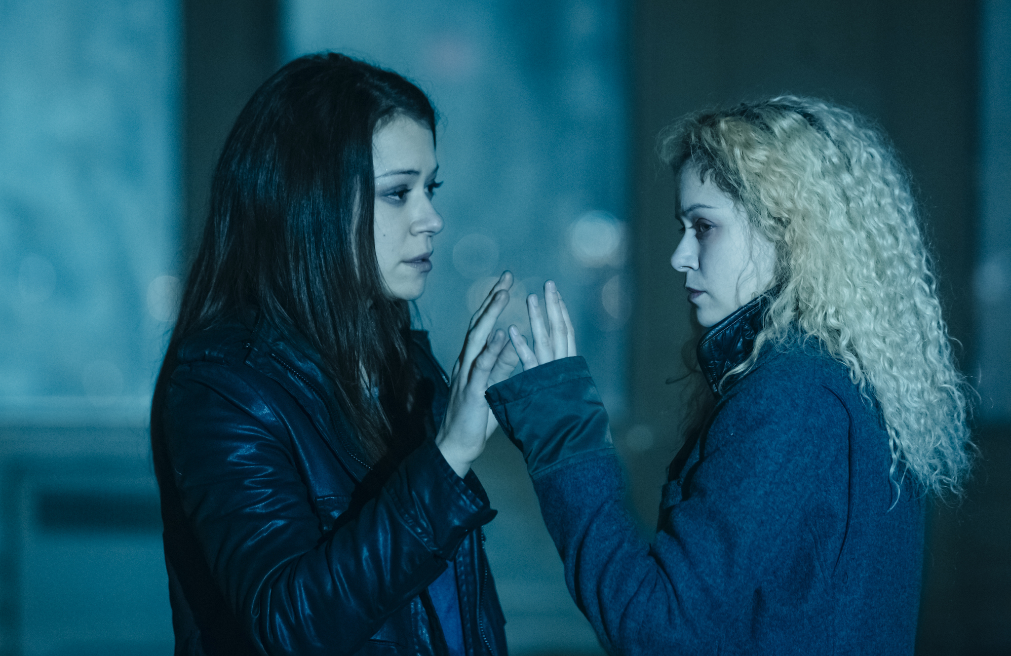 Still of Jan Thijs and Tatiana Maslany in Orphan Black (2013)