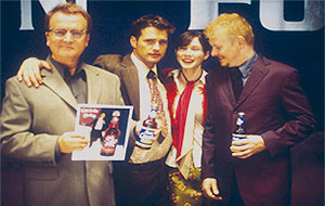 Jason Priestley, Dave Foley, Tanya Allen and Dave Thomas in Fancy Dancing (2002)