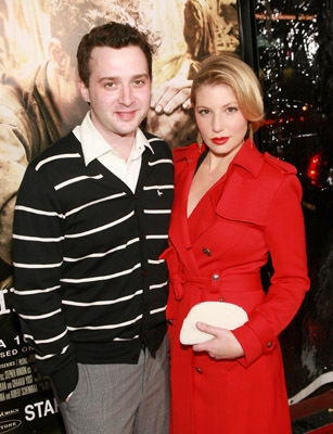 Ari Graynor and Eddie Kaye Thomas at event of The Pacific (2010)