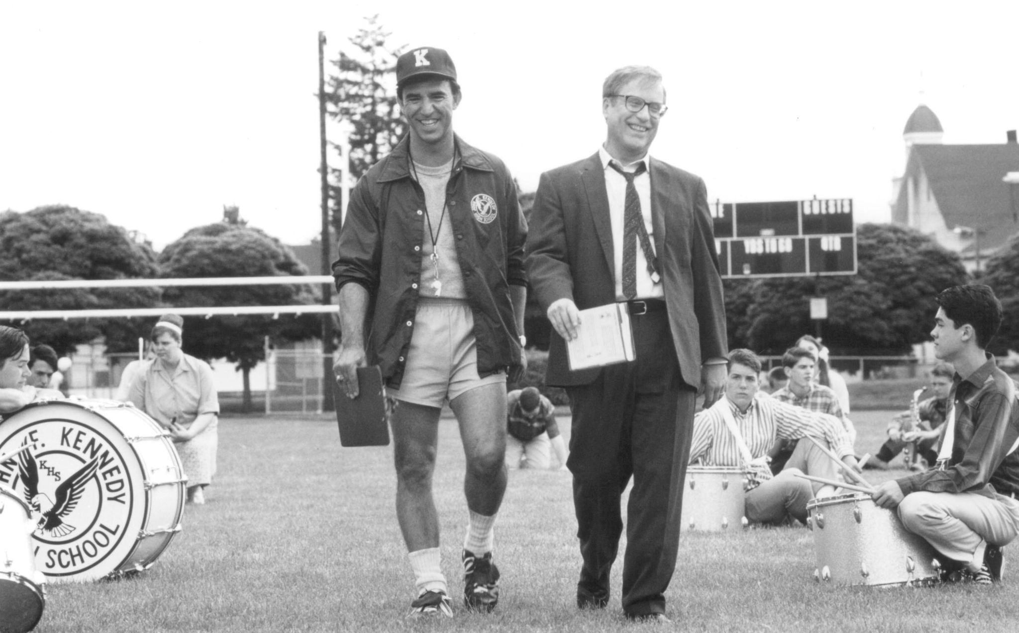 Still of Richard Dreyfuss and Jay Thomas in Mr. Holland's Opus (1995)