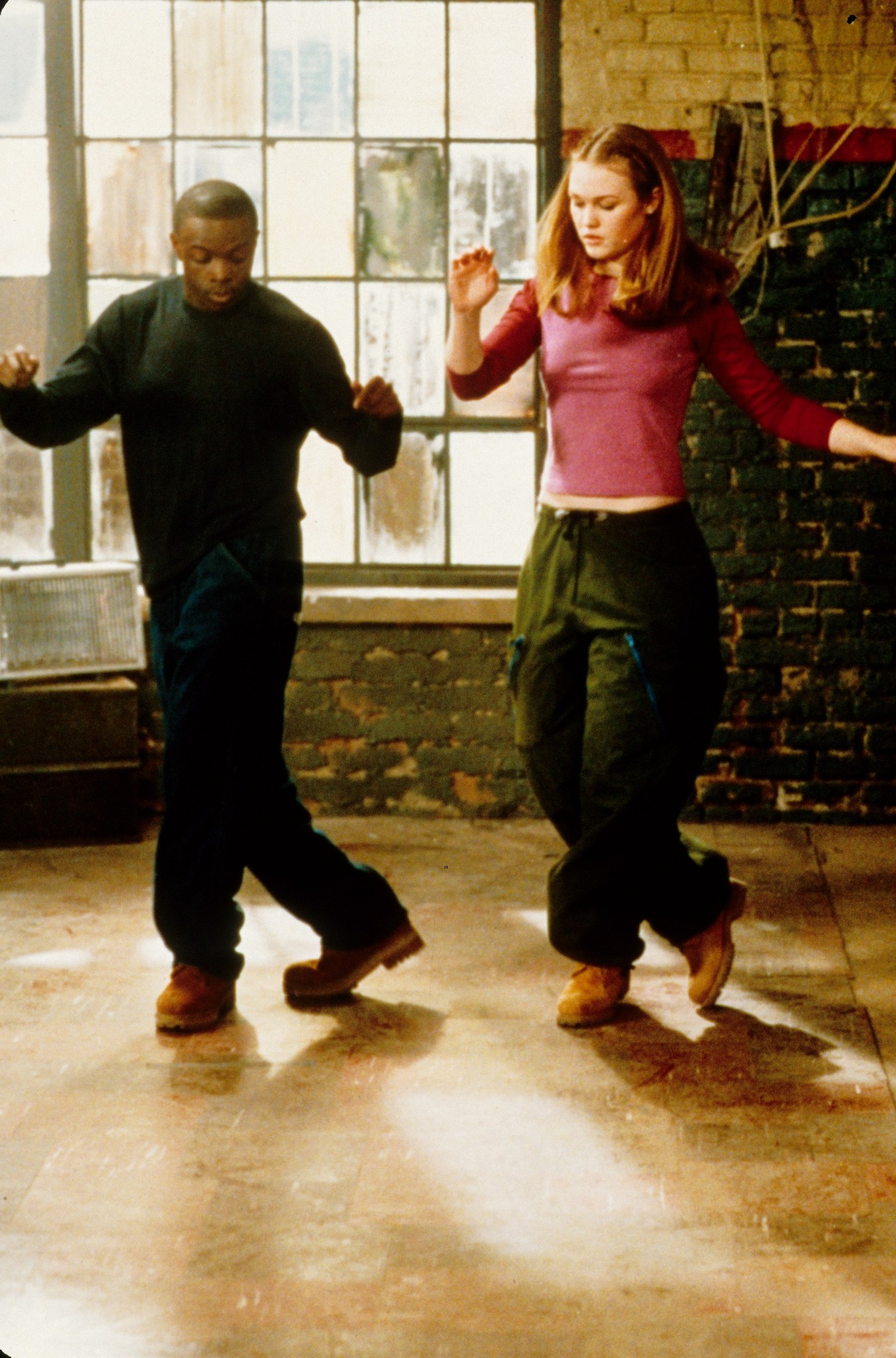 Still of Julia Stiles and Sean Patrick Thomas in Save the Last Dance (2001)
