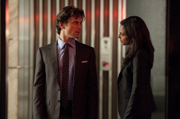 Still of Matt Bomer and Marsha Thomason in Aferistas (2009)