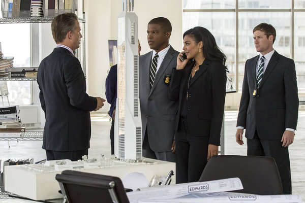 Still of Sharif Atkins, Reed Diamond and Marsha Thomason in Aferistas (2009)