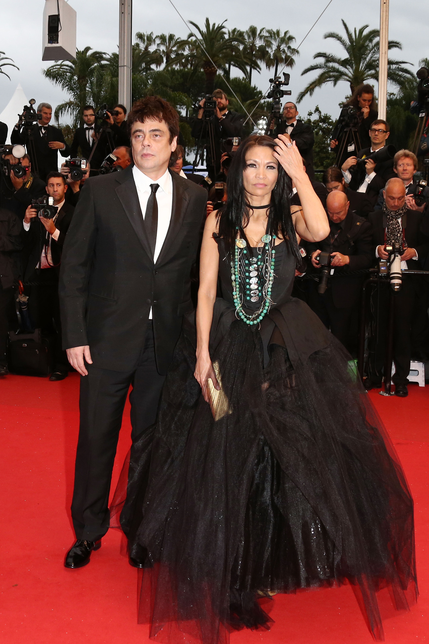 Benicio Del Toro and Michelle Thrush at event of Jimmy P. (2013)