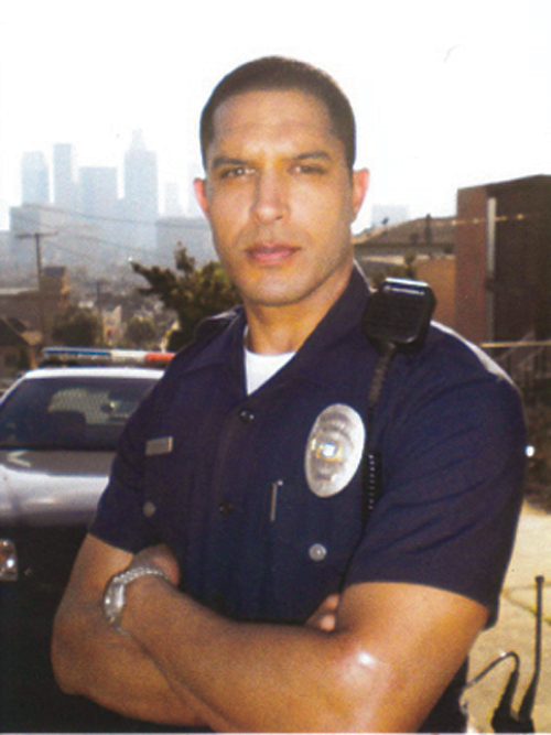 Terrell Tilford as Officer Raymond 