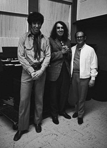 Tiny Tim and Mo Ostin during a Frank Sinatra recording session